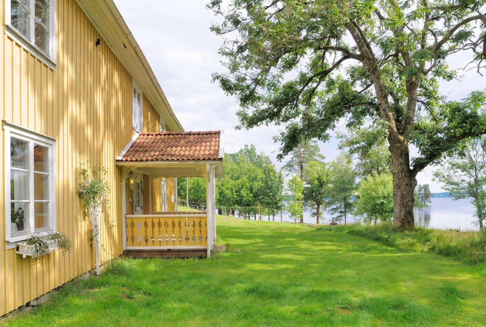 Backa Loge - Semesterparadiset Sjon Fegen Hotel Svanabo ภายนอก รูปภาพ