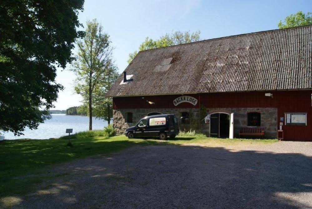 Backa Loge - Semesterparadiset Sjon Fegen Hotel Svanabo ภายนอก รูปภาพ